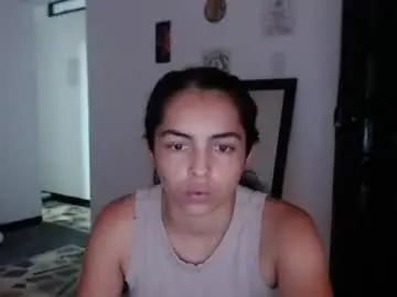 Tantricroots  live sex cam