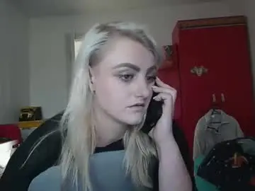 Urdesiremuse  live sex cam