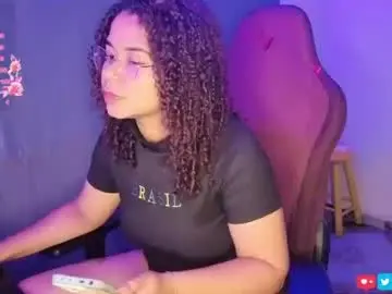 Vitoriafernandes  live sex cam