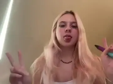 Katrinahager13  live sex cam