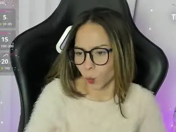 Luluuberry  live sex cam