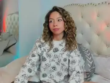 Luluuberry  live sex cam