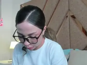 Luluuberry  live sex cam