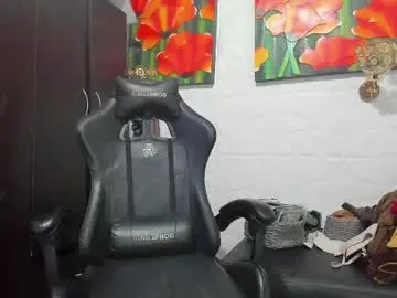 Miss_clarepocahose  live sex cam