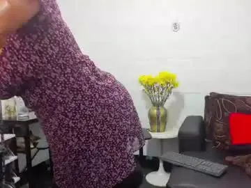 Miss_clarepocahose  live sex cam