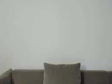 Nikiikmoon  live sex cam