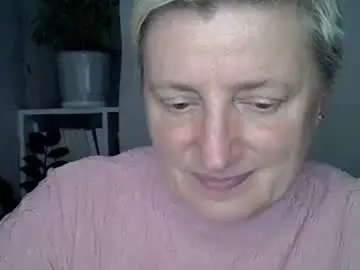 Vea_motty  live sex cam