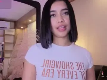 Charlotteg18  live sex cam