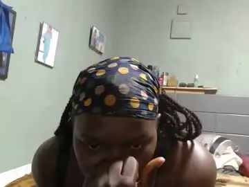 Debbyslatter  live sex cam