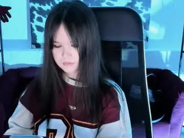 Elainebeness  live sex cam