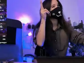 Elainebeness  live sex cam