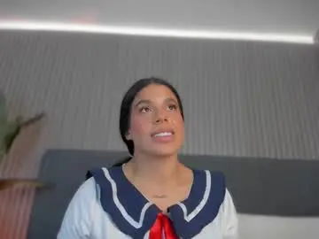 Emelie_89  live sex cam