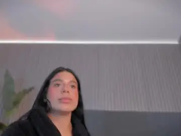 Emelie_89  live sex cam