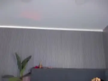 Emelie_89  live sex cam