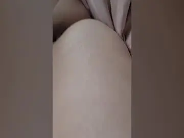 Frenchielorna  live sex cam