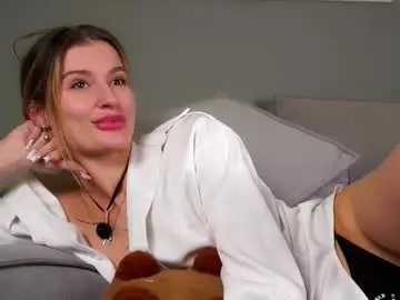 Greengazon  live sex cam