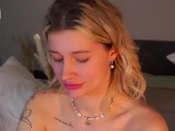 Greengazon  live sex cam