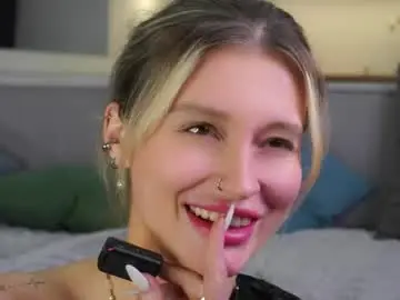 Greengazon  live sex cam