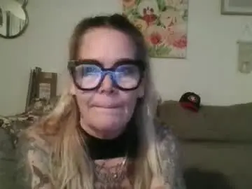 Ladyntramp916  live sex cam