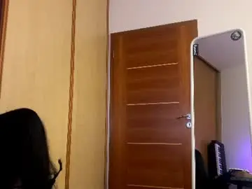 Laraetomasi  live sex cam