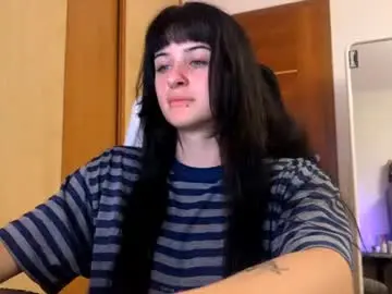 Laraetomasi  live sex cam