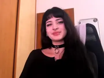 Laraetomasi  live sex cam