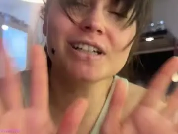 Laurenbrite  live sex cam