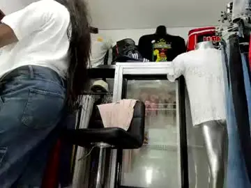 Mareiaa  live sex cam