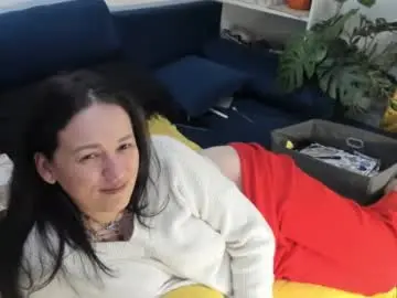 Mia_clancy  live sex cam