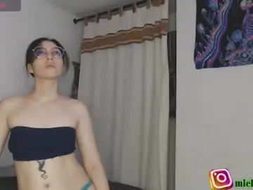 Mielikki01  live sex cam