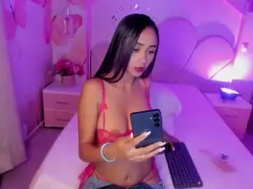 Millieskinny18  live sex cam