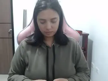 Nebyula_star  live sex cam