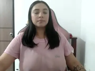 Nebyula_star  live sex cam