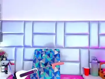 Ninaniicole  live sex cam