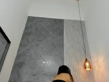 Scarletdollxxx  live sex cam