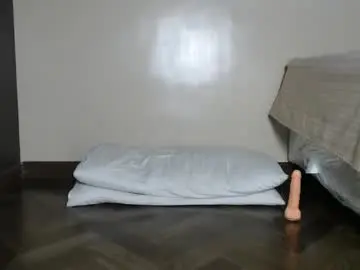 Shyeve2004  live sex cam