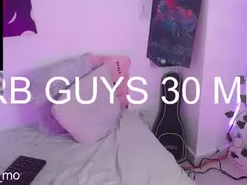 Sweett_minionn  live sex cam