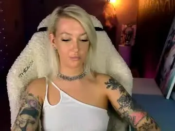 Tykioty_miley  live sex cam