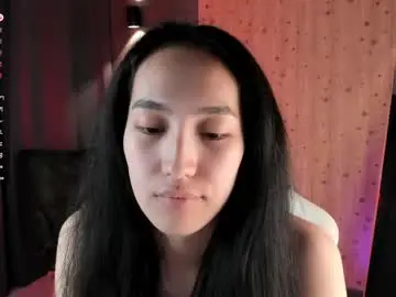 Yummy_lamii  live sex cam