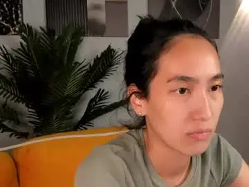 Yummy_lamii  live sex cam
