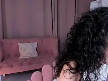 Yummy_lamii  live sex cam