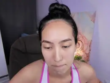Yummy_lamii  live sex cam