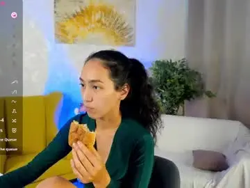Yummy_lamii  live sex cam