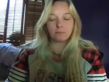 Aliceinsmuttyland  live sex cam