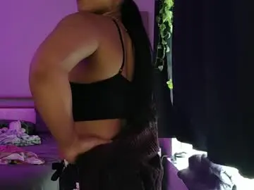 Bignaturalmami  live sex cam