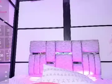 Cleotaylor  live sex cam