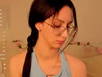 Coochyy  live sex cam