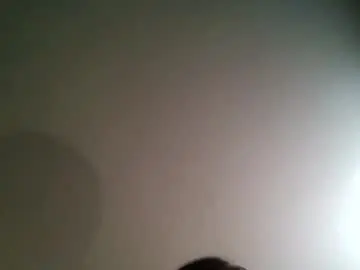 Daddylilslut2930  live sex cam