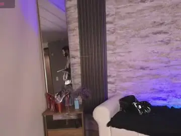 Dark_skinny  live sex cam