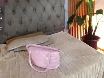 Dark_skinny  live sex cam